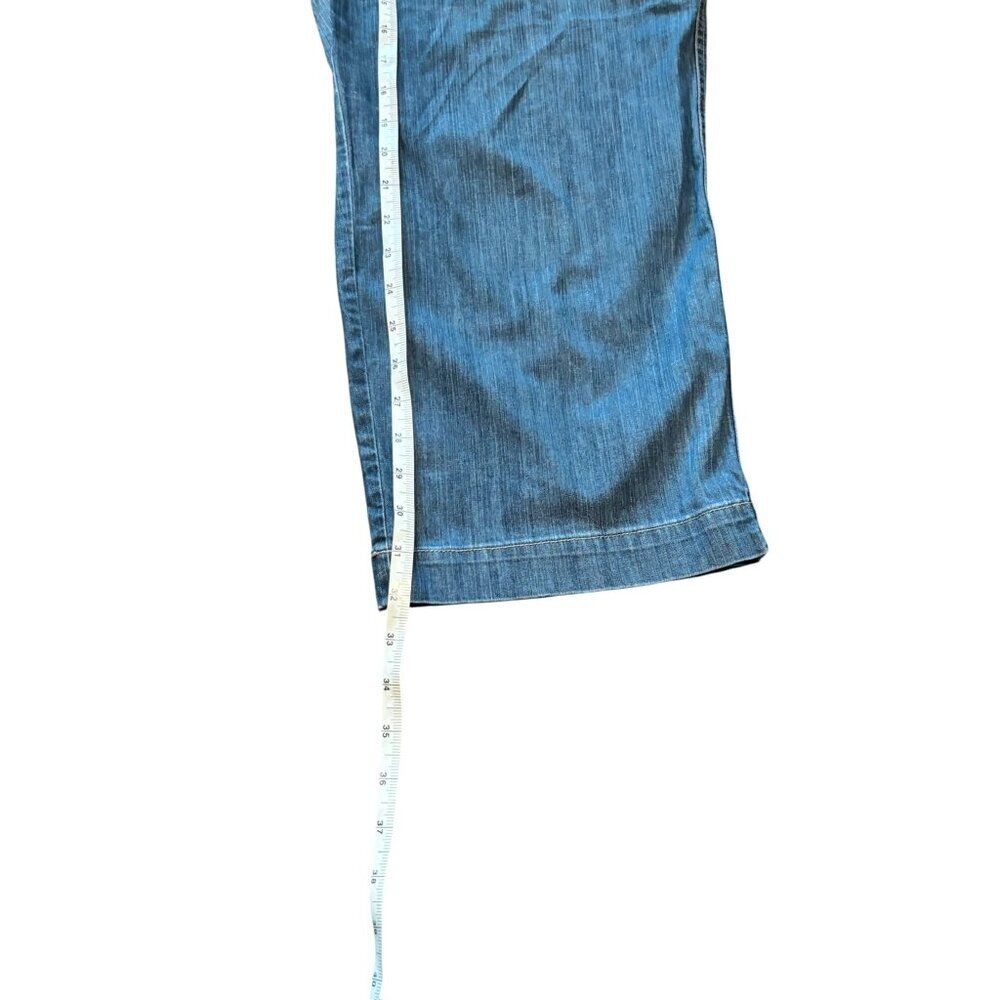 Eddie Bauer Women's Blue Denim Capri - Picture 7 of 7